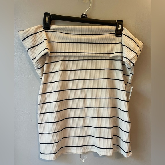 A New Day NWT Striped Off-Shoulder Top - Picture 1 of 4